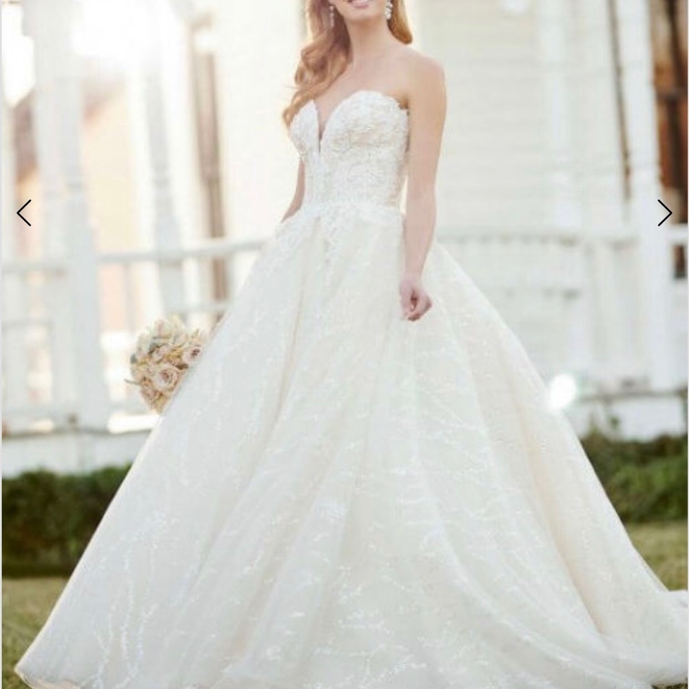 Brand new Martina Liana wedding gown